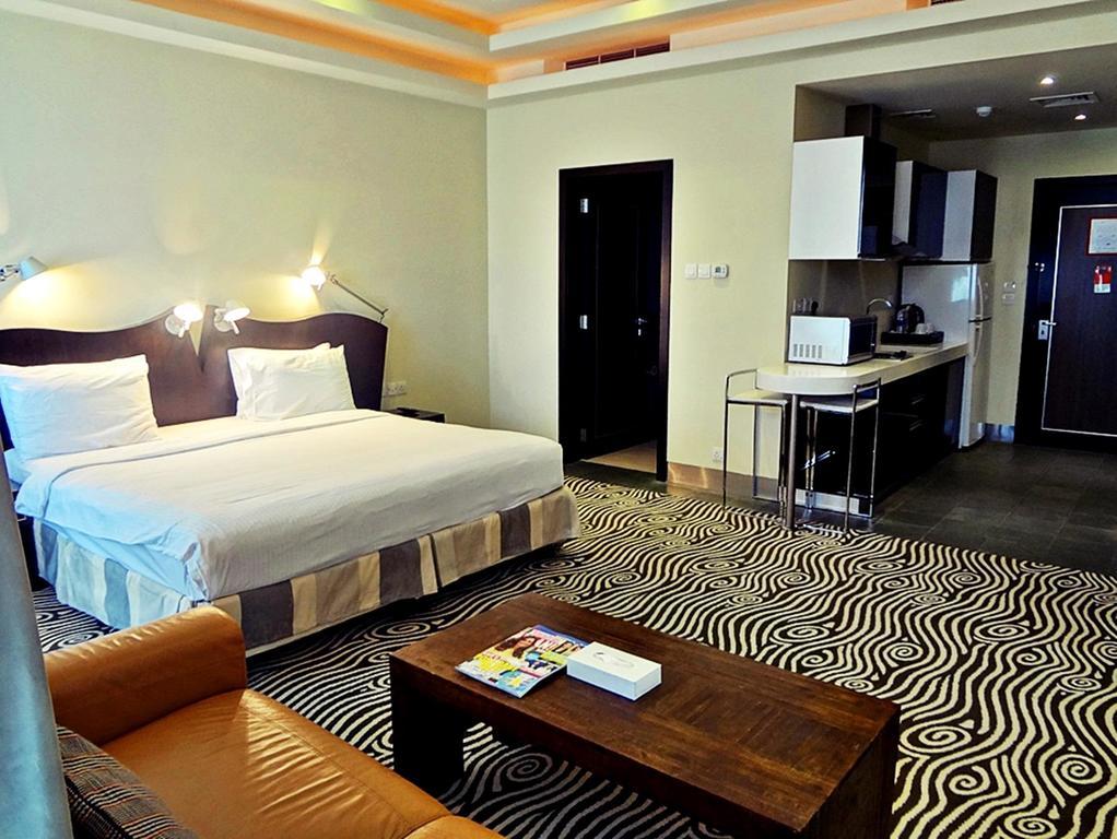 อัลรายาสวีทส์ Hotel มานามา ภายนอก รูปภาพ
