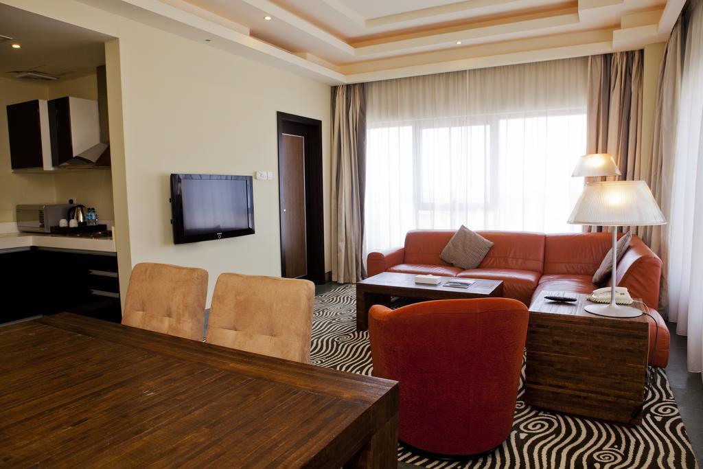 อัลรายาสวีทส์ Hotel มานามา ภายนอก รูปภาพ