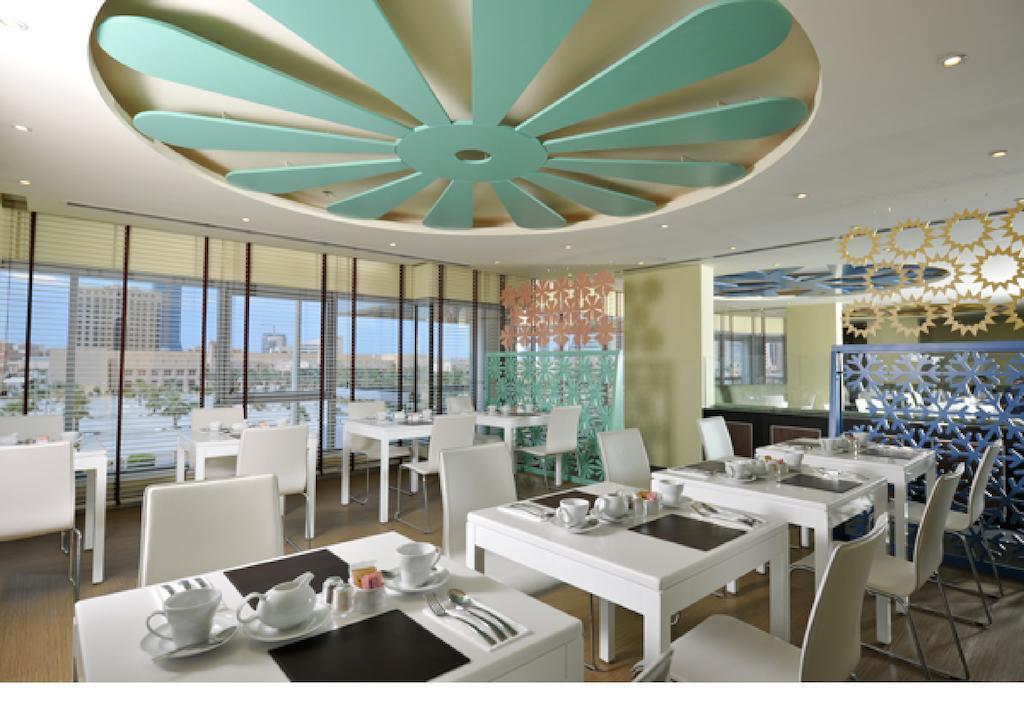 อัลรายาสวีทส์ Hotel มานามา ภายนอก รูปภาพ