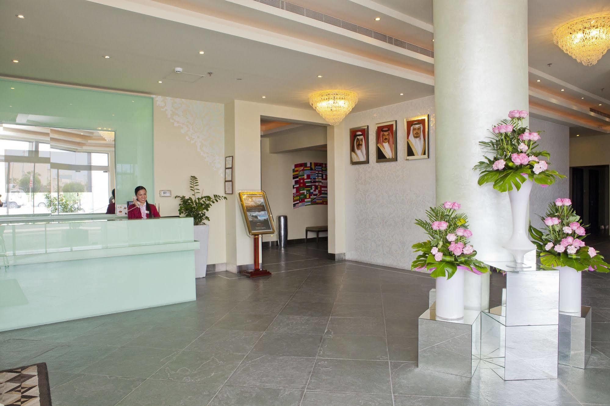 อัลรายาสวีทส์ Hotel มานามา ภายนอก รูปภาพ