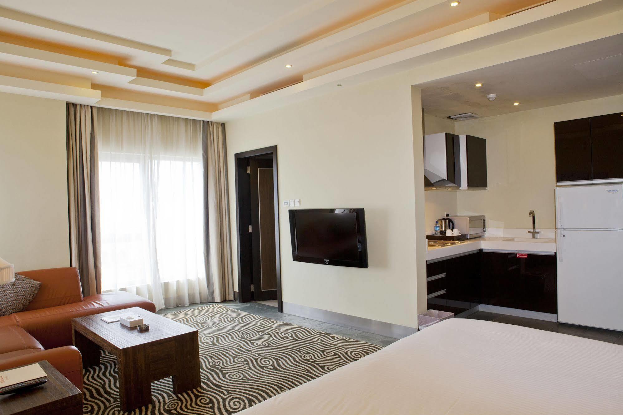 อัลรายาสวีทส์ Hotel มานามา ภายนอก รูปภาพ